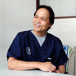 鈴木明人